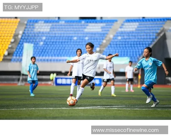 探索兴义足球明星的成长历程与辉煌成就的故事