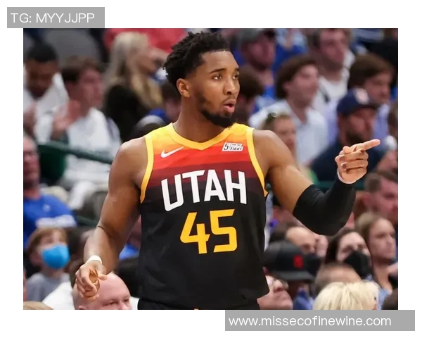 多诺万米切尔引领球队奋战季后赛展现超凡篮球才华与领导力