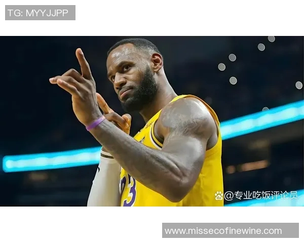 篮球明星的多才多艺谁能在足球场上也展现惊人实力